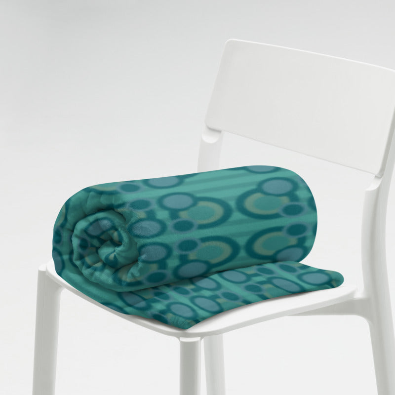 Teal Circle Pattern Throw Blanket